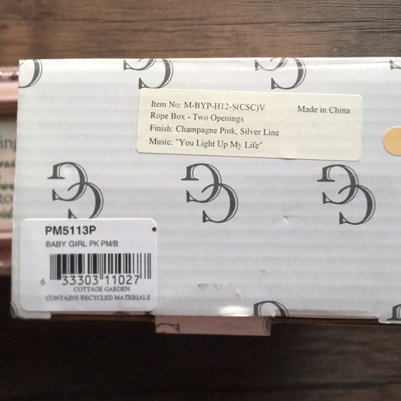 NEW Jewelry / Music Box in a Champagne Pink - Picture 6 of 6